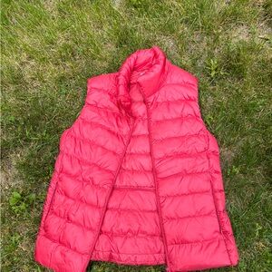Uniqlo vest